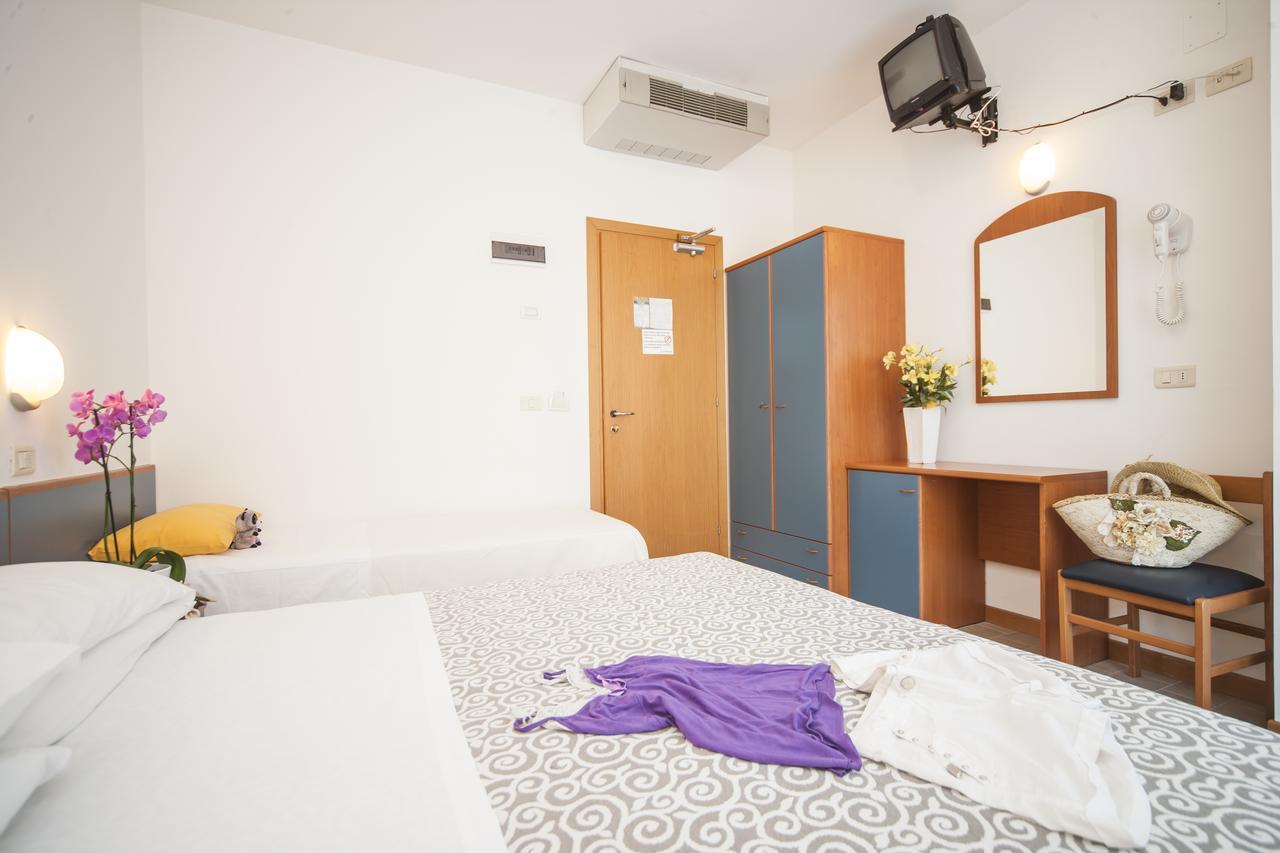Hotel Taormina 里乔内 外观 照片